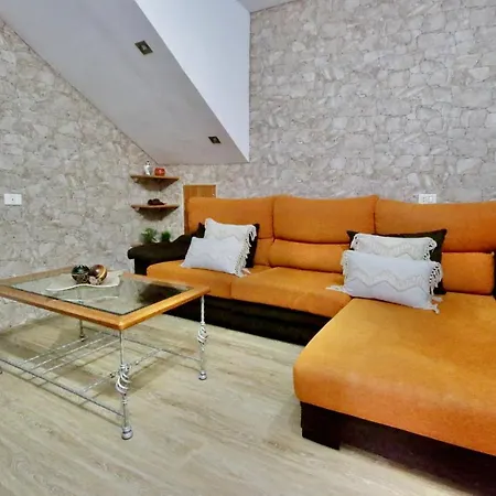 Apartment Ohana Atico Avenida Chayofita Los Cristianos (Tenerife)