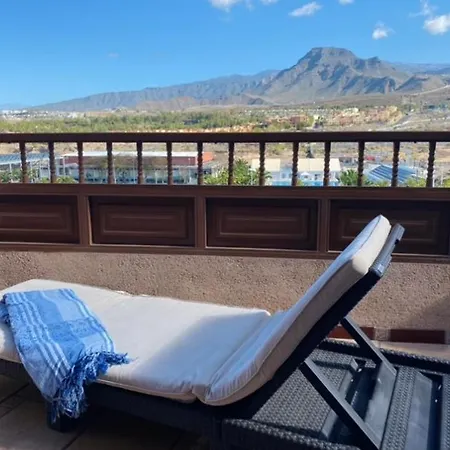 Ohana Atico Avenida Chayofita Los Cristianos (Tenerife)
