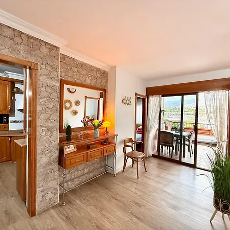 Ohana Atico Avenida Chayofita Διαμέρισμα *