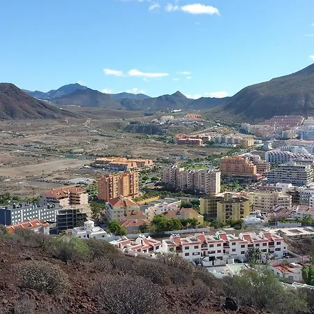 Ohana Atico Avenida Chayofita Διαμέρισμα *